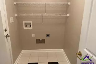 205 S Houston Springs Blvd, Perry, GA 31069 - Photo 6