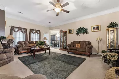 436 Joseph Chandler, Macon, GA 31216 - Photo 8