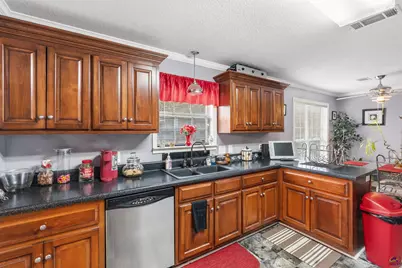 436 Joseph Chandler, Macon, GA 31216 - Photo 14