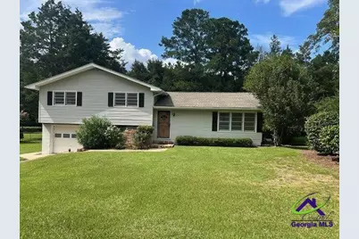 218 Spruce Street, Warner Robins, GA 31088 - Photo 1