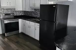 300 A9 Carolina Ave, Warner Robins, GA 31093 - Photo 2