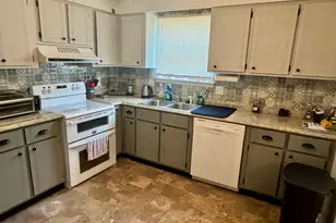 124 Stonehedge Drive, Warner Robins, GA 31088 - Photo 4