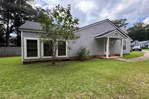 282 Somerset Dr, Warner Robins, GA 31088 - Photo 2