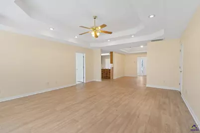 102 Meadow Court, Warner Robins, GA 31088 - Photo 10