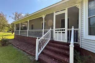 119 Moll Dr, Cochran, GA 31014 - Photo 2