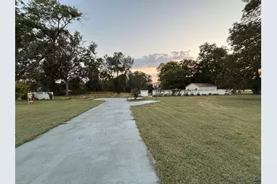 140 Racetrack Drive, Cochran, GA 31014 - Photo 1