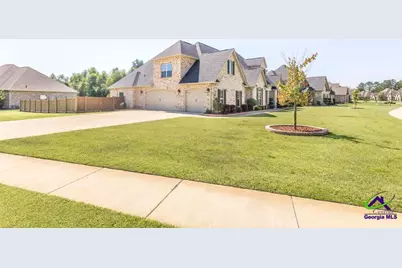 300 Pine Trace Lane, Kathleen, GA 31047 - Photo 2