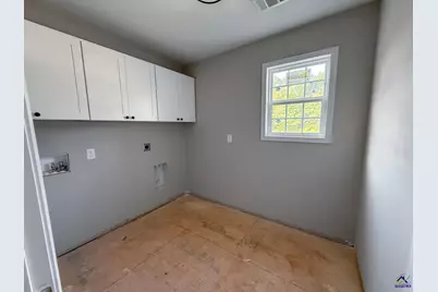 206 Sutton Drive, Perry, GA 31069 - Photo 10