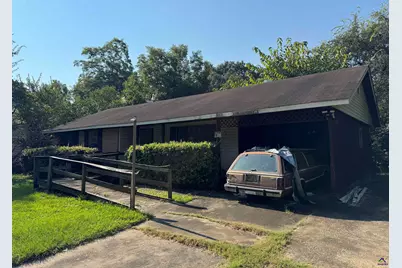 303 Carroll Drive, Warner Robins, GA 31093 - Photo 2