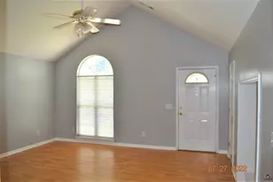 114 Linda Kay Ct, Warner Robins, GA 31088 - Photo 2