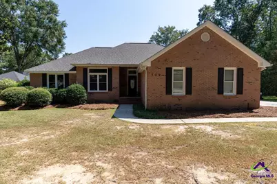 102 Wilton Circle, Perry, GA 31069 - Photo 1