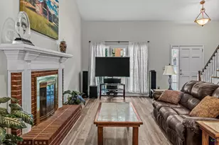 3075 Oak Meadow Dr, Snellville, GA 30078 - Photo 4