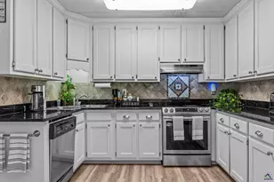 3075 Oak Meadow Dr, Snellville, GA 30078 - Photo 8