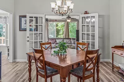 3075 Oak Meadow Drive, Snellville, GA 30078 - Photo 6