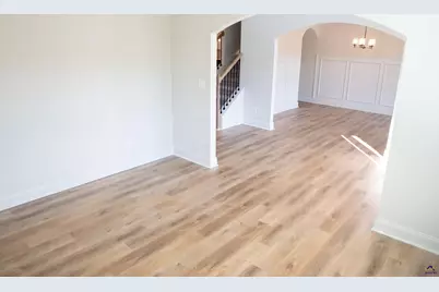 309 Garnet Drive, Bonaire, GA 31005 - Photo 8