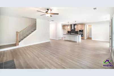 414 Bella Notte Circle, Warner Robins, GA 31088 - Photo 2