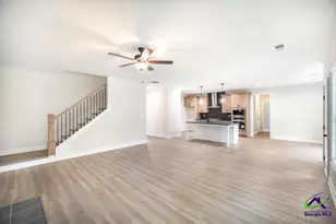 414 Bella Notte Cir, Warner Robins, GA 31088 - Photo 2