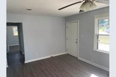 805 Crestwood Terrace, Warner Robins, GA 31088 - Photo 2