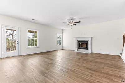 312 Air View Drive, Warner Robins, GA 31093 - Photo 18