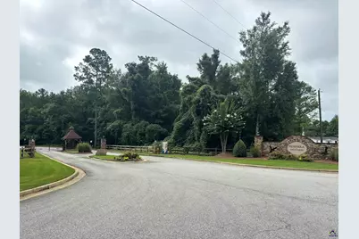 140 Peninsula Avenue, Macon, GA 31220 - Photo 1