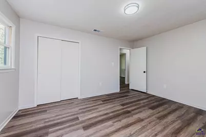 1369 King Arthur Drive, Macon, GA 31220 - Photo 32