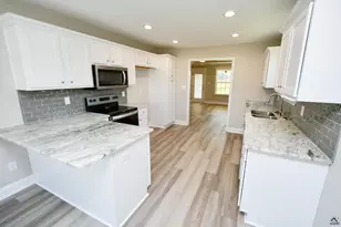 412 Lamplight Dr, Byron, GA 31008 - Photo 12