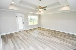 412 Lamplight Dr, Byron, GA 31008 - Photo 2