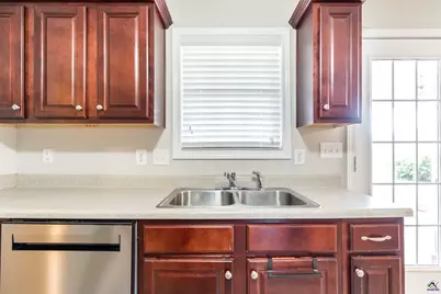 100 Apple Court, Warner Robins, GA 31088 - Photo 10