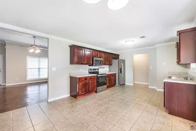 100 Apple Court, Warner Robins, GA 31088 - Photo 8