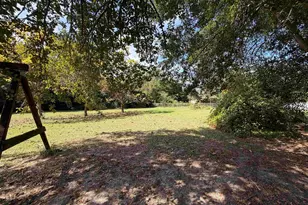 3906 Hartley Bridge Rd, Macon, GA 31216 - Photo 18