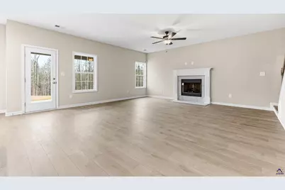 1649 Stokes Store Road, Forsyth, GA 31029 - Photo 16