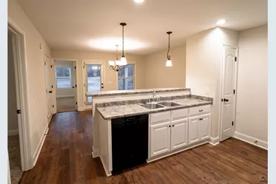 203 Washington Place Drive, Perry, GA 31069 - Photo 10