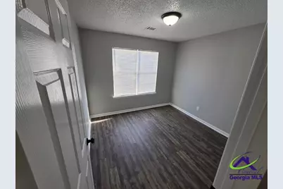 302 Kensington Circle, Warner Robins, GA 31093 - Photo 8