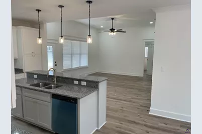 112 Pecan St, Cochran, GA 31014 - Photo 6