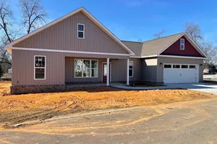 118 Pecan St, Cochran, GA 31014 - Photo 2