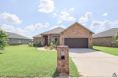 110 Gwendolyn Avenue, Perry, GA 31069 - Photo 2