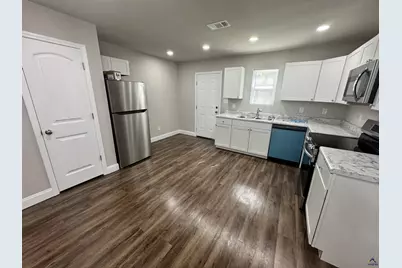 301 Doyle Street, Warner Robins, GA 31088 - Photo 1
