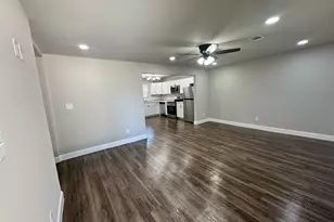 301 Doyle St, Warner Robins, GA 31088 - Photo 2