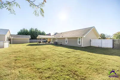 306 Antebellum  Circle, Warner Robins, GA 31093 - Photo 16