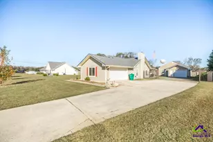 306 Antebellum Cir, Warner Robins, GA 31093 - Photo 2