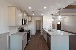 214 Saraland Trl, Perry, GA 31069 - Photo 8