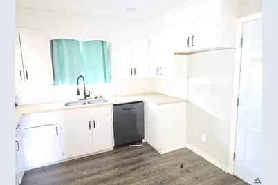 206 Willow Lake Rd, Fort Valley, GA 31030 - Photo 2