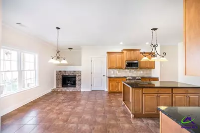 115 Flora Circle, Warner Robins, GA 31088 - Photo 14