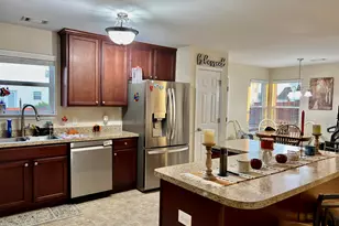 205 Burr Dr, Byron, GA 31008 - Photo 10