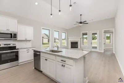 102 Hunt's Landing Drive, Kathleen, GA 31047 - Photo 12