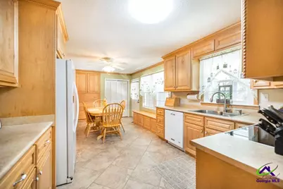 2574 Lower Hartley Bridge, Byron, GA 31008 - Photo 10