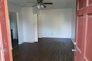 218A Hunt St, Fort Valley, GA 31030 - Photo 2