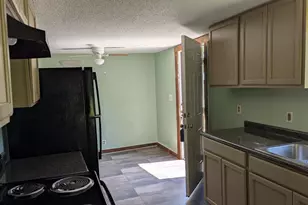 108 Margaret Dr, Warner Robins, GA 31093 - Photo 4