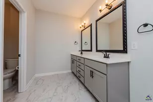 309 E River Cane Run, Perry, GA 31069 - Photo 20