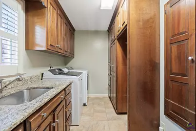 1231 Woodcrest Drive, Macon, GA 31210 - Photo 34